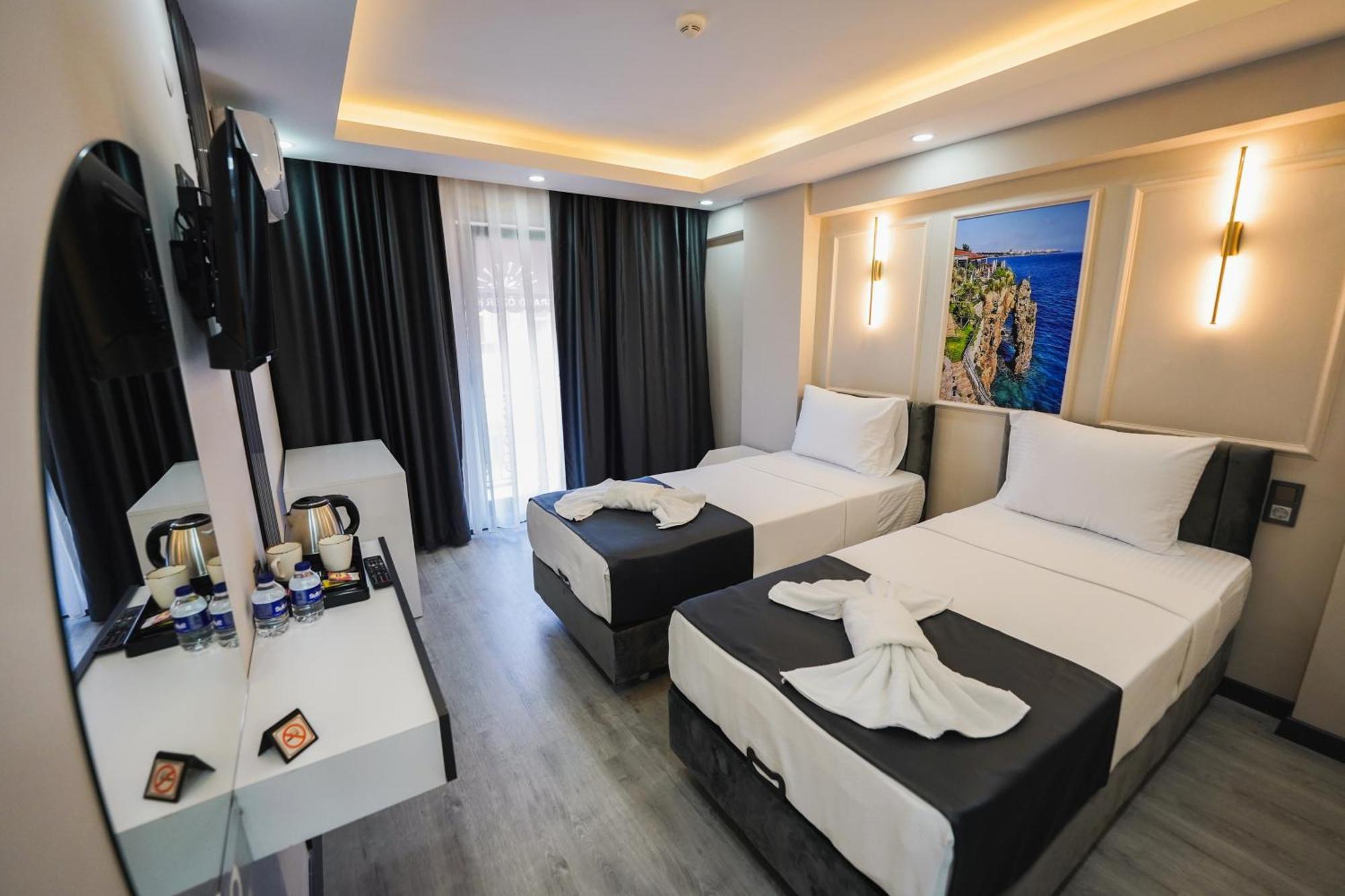 Grand Oezer Hotel Istanbul Exterior foto